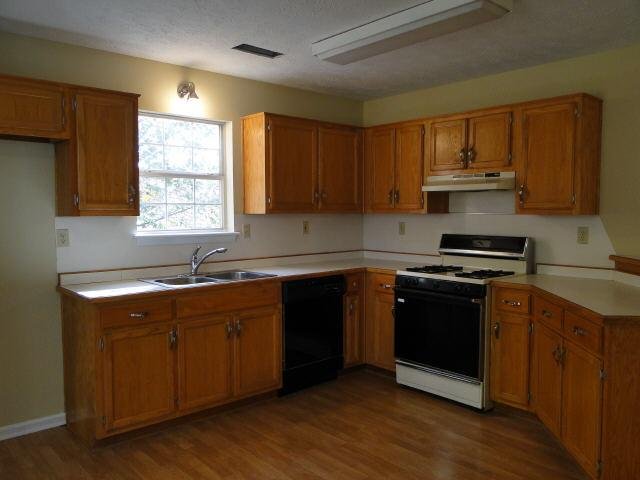 480 E Country Woods Dr, Covington, GA 30016 photo 3
