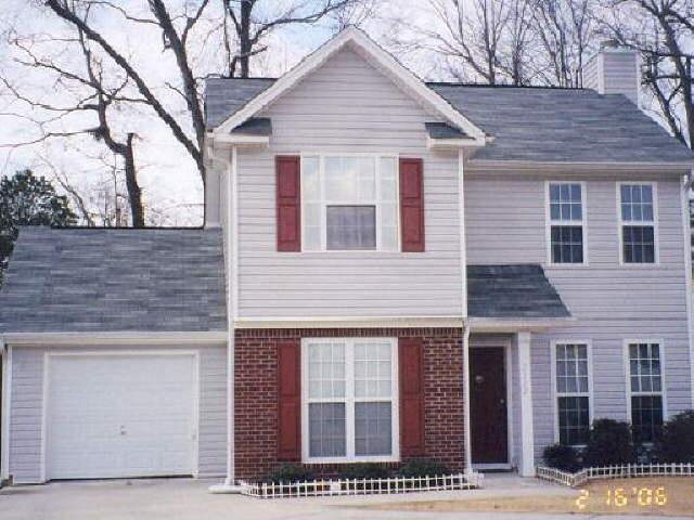 2332 Carousel Park Dr, Morrow, GA 30260 photo 1