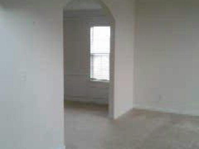 437 Andrews Dr, Hampton, GA 30228 photo 3