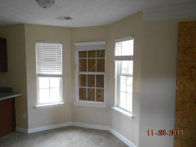 352 Cobblestone Ct, Hampton, GA 30228 photo 7