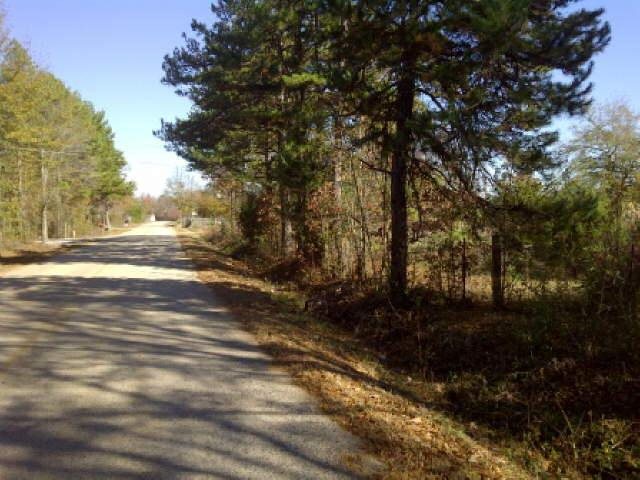 925 Allen Rd, Commerce, GA 30530 photo 3