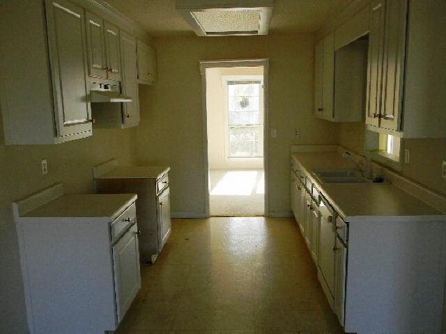 2730 Freemans Walk Dr, Dacula, GA 30019 photo 2