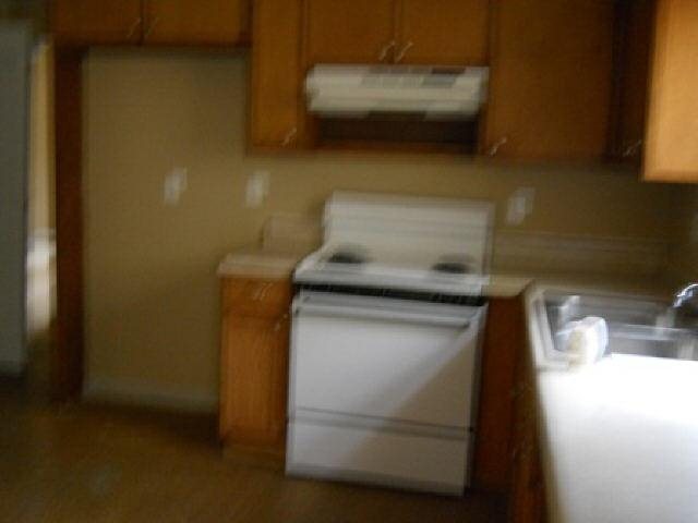 58 Gum Tree Ct, Covington, GA 30016 photo 3