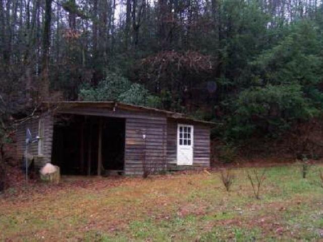 1485 Bear Gap Rd, Clarkesville, GA 30523 photo 3
