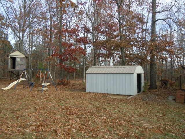 153 Ridgeway Rd, Milner, GA 30257 photo 4