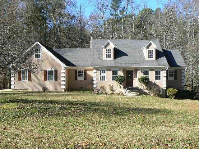 209 Hayes Ln, Rex, GA 30273 photo 1