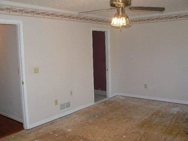 209 Hayes Ln, Rex, GA 30273 photo 6
