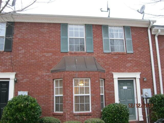 2193 Wind Gate Ct, Lithonia, GA 30058 photo 1