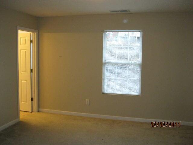 2193 Wind Gate Ct, Lithonia, GA 30058 photo 9