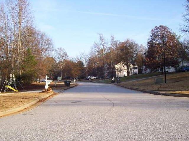 125 Brookstone Ct, Covington, GA 30016 photo 2