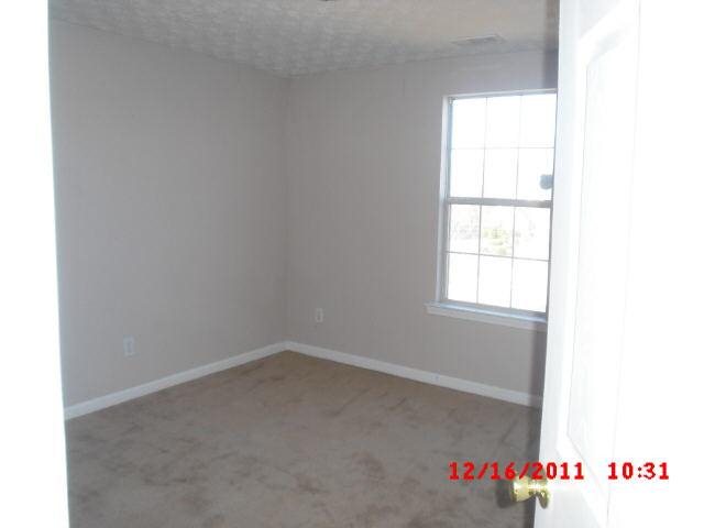 175 Hugh Dr, Covington, GA 30016 photo 11