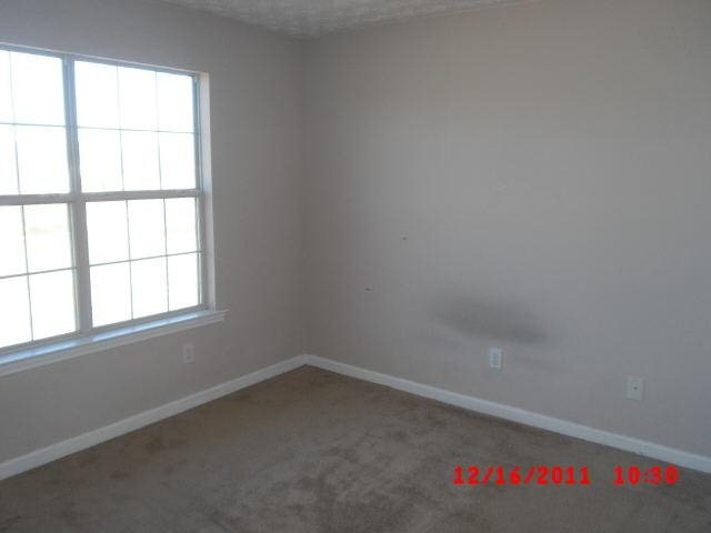 175 Hugh Dr, Covington, GA 30016 photo 5