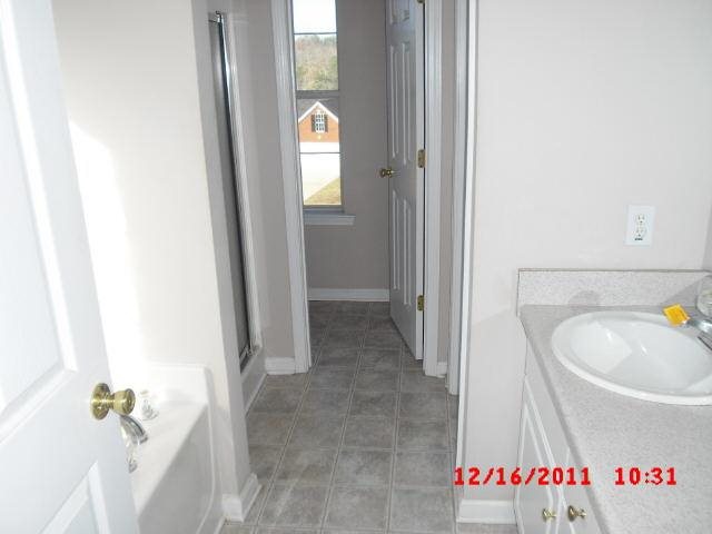 175 Hugh Dr, Covington, GA 30016 photo 9