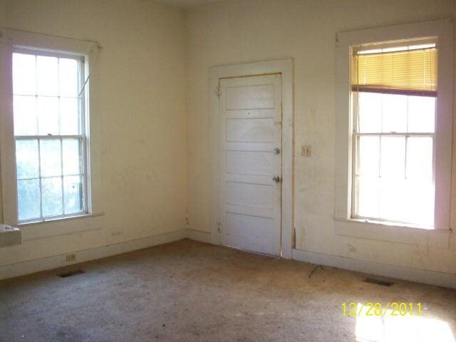 808 Juniper St, Lagrange, GA 30240 photo 5