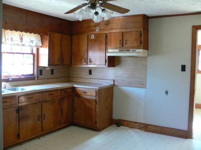 203 Baugh St, Commerce, GA 30529 photo 10