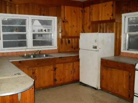206 S 4th Ave, Lanett, AL 36863 photo 3