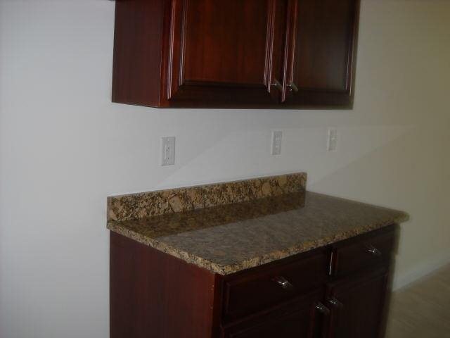 566 Vaughan Dr, Hampton, GA 30228 photo 6