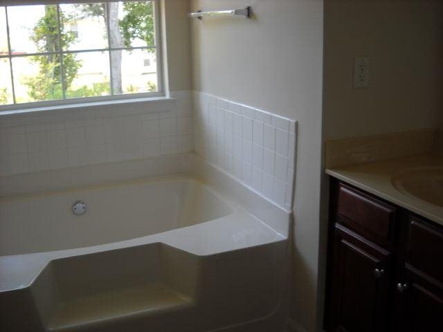 566 Vaughan Dr, Hampton, GA 30228 photo 11