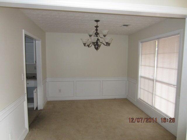 180 Avonlea Dr, Covington, GA 30016 photo 5