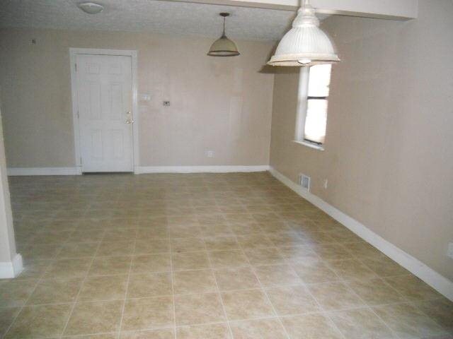 380 Rocky Creek Dr, Hampton, GA 30228 photo 6