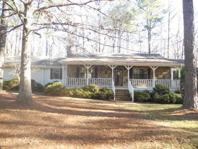 380 Rocky Creek Dr, Hampton, GA 30228 photo 1
