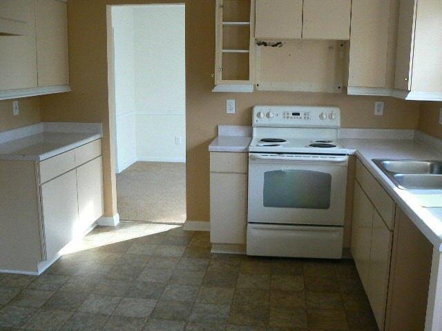 1605 Amelia Ct, Hampton, GA 30228 photo 6
