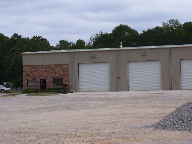 1547 S Broad St, Monroe, GA 30655 photo 1