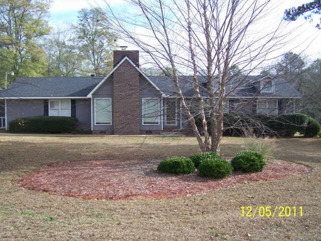 236 Sivell Rd, Lagrange, GA 30241 photo 1