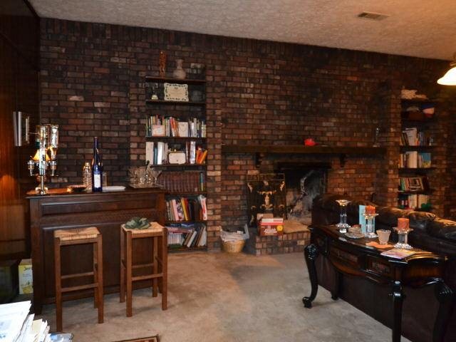 6877 Stephens Dr, Rex, GA 30273 photo 3