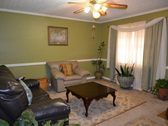 6877 Stephens Dr, Rex, GA 30273 photo 4