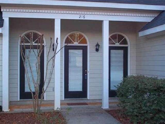 216 Shane Cir, Perry, GA 31069 photo 3