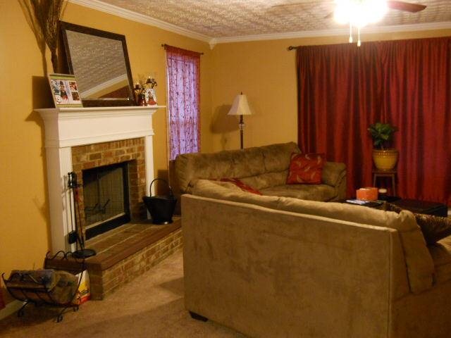 100 Hallmark Ln, Covington, GA 30014 photo 4