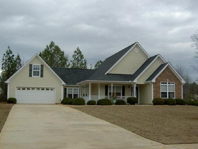 156 Dodgen Pl, Hampton, GA 30228 photo 1