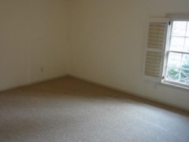 9285 Tailey Cir, Duluth, GA 30097 photo 12
