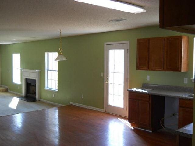 963 Brisley Cir, Hampton, GA 30228 photo 4