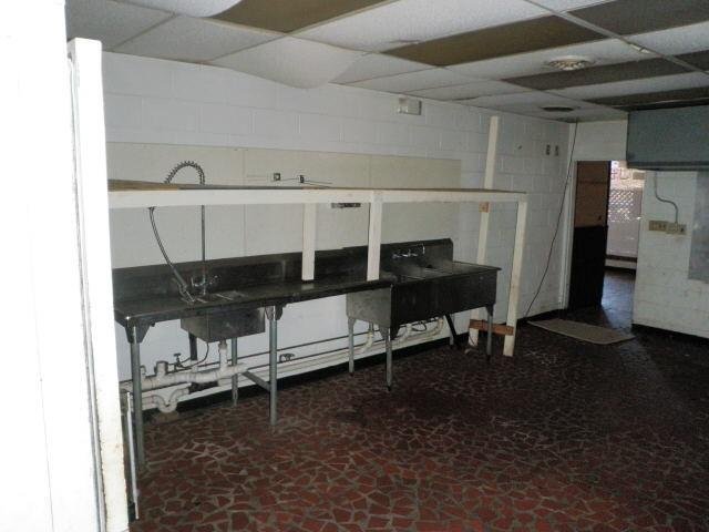 258 S Main St, Cornelia, GA 30531 photo 4