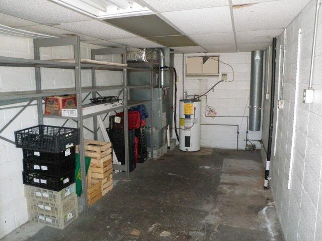 258 S Main St, Cornelia, GA 30531 photo 2