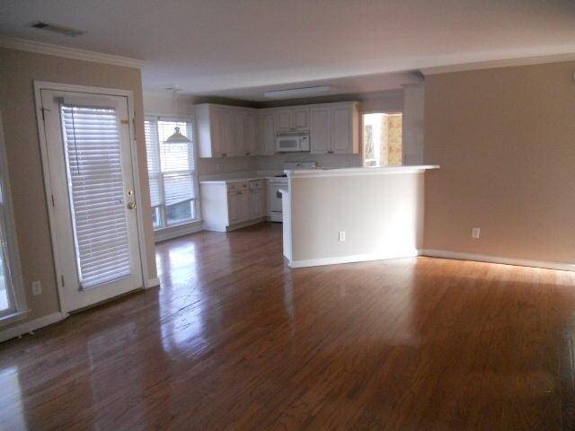 3940 Preston Ct, Suwanee, GA 30024 photo 9