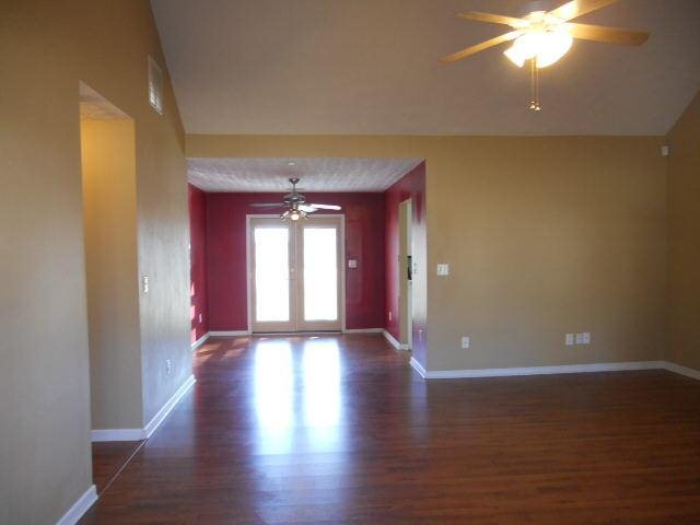 115 Summer Walk Dr, Covington, GA 30016 photo 2
