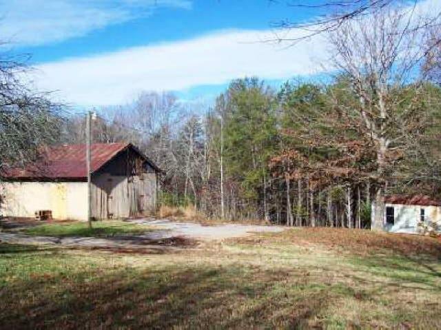1209 Robertson Loop Rd, Clarkesville, GA 30523 photo 4