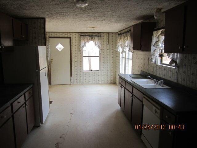 262 Hide A Way Rd, Barnesville, GA 30204 photo 5