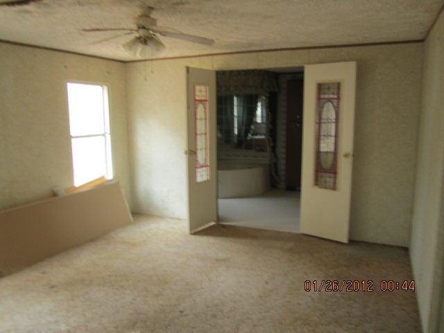 262 Hide A Way Rd, Barnesville, GA 30204 photo 9