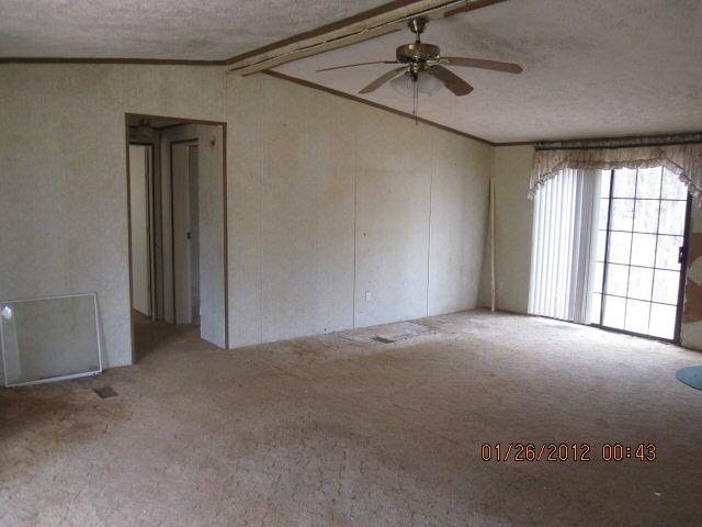 262 Hide A Way Rd, Barnesville, GA 30204 photo 6