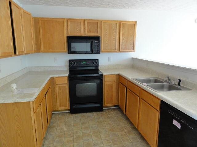 45 Quarry Ct, Covington, GA 30014 photo 3