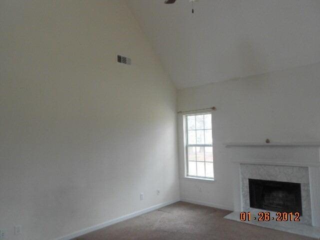 1917 Central Park Loop, Morrow, GA 30260 photo 6