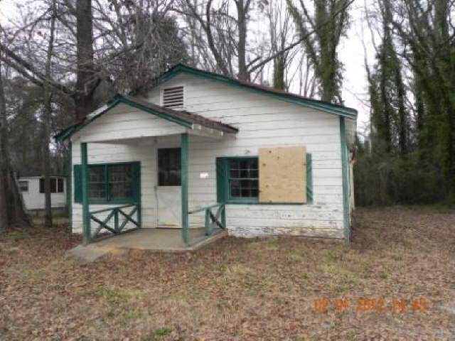 322 Walker Dr, Monroe, GA 30655 photo 1