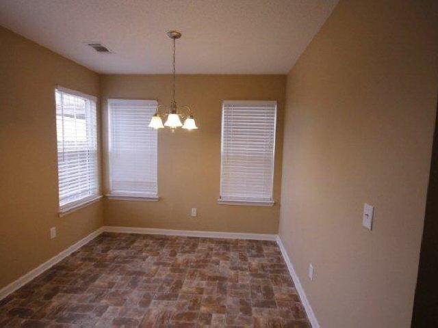 515 Arrie Dr, Byron, GA 31008 photo 8