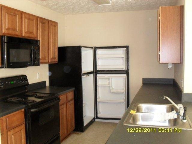 1831 Grove Way, Hampton, GA 30228 photo 5