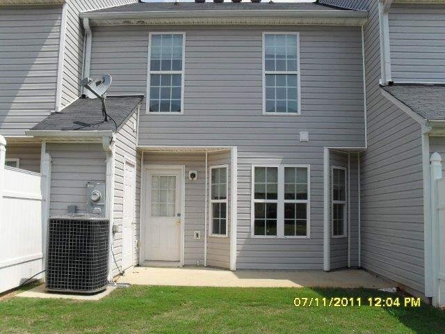 1831 Grove Way, Hampton, GA 30228 photo 3