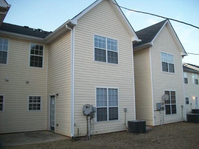 2401 Brianna Dr, Hampton, GA 30228 photo 2